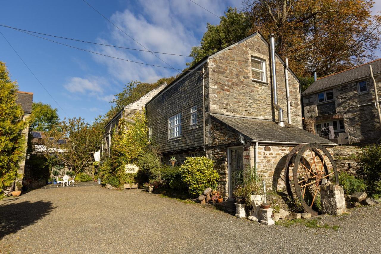 The Granary At Bissick Old Mill Truro Exterior foto